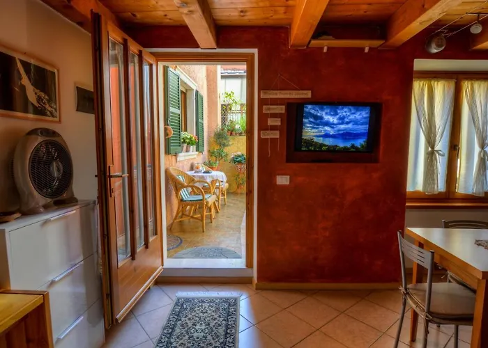 Casetta Corte شقة كاستيليتو دو برينزون