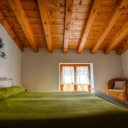 Casetta Corte * Castelletto Di Brenzone